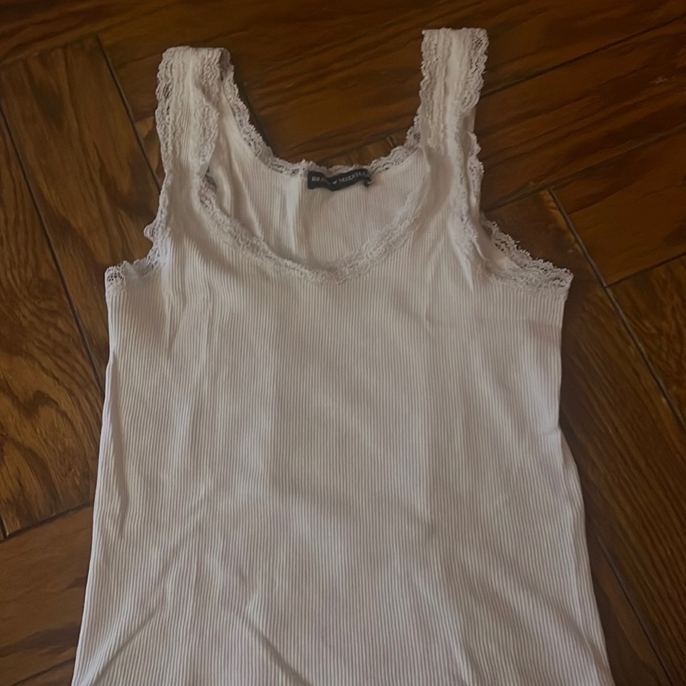 White brandy Melville Ronny tank. One size